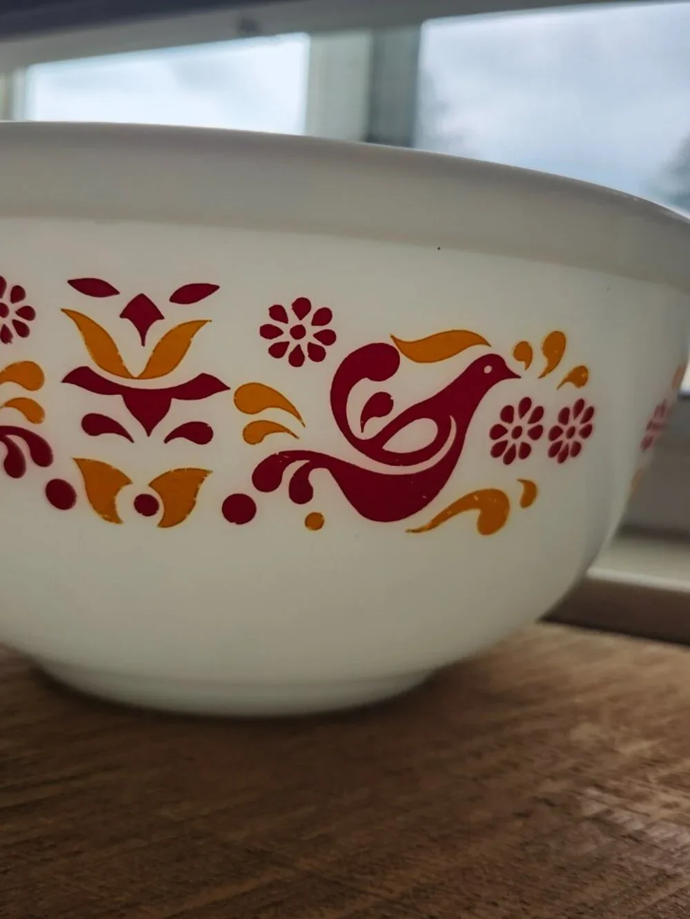 Pyrex friendship pattern various sizes and towel